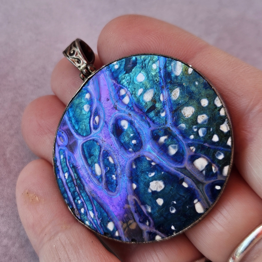 Colorful Abstract Pendant - Picture 4 of 4